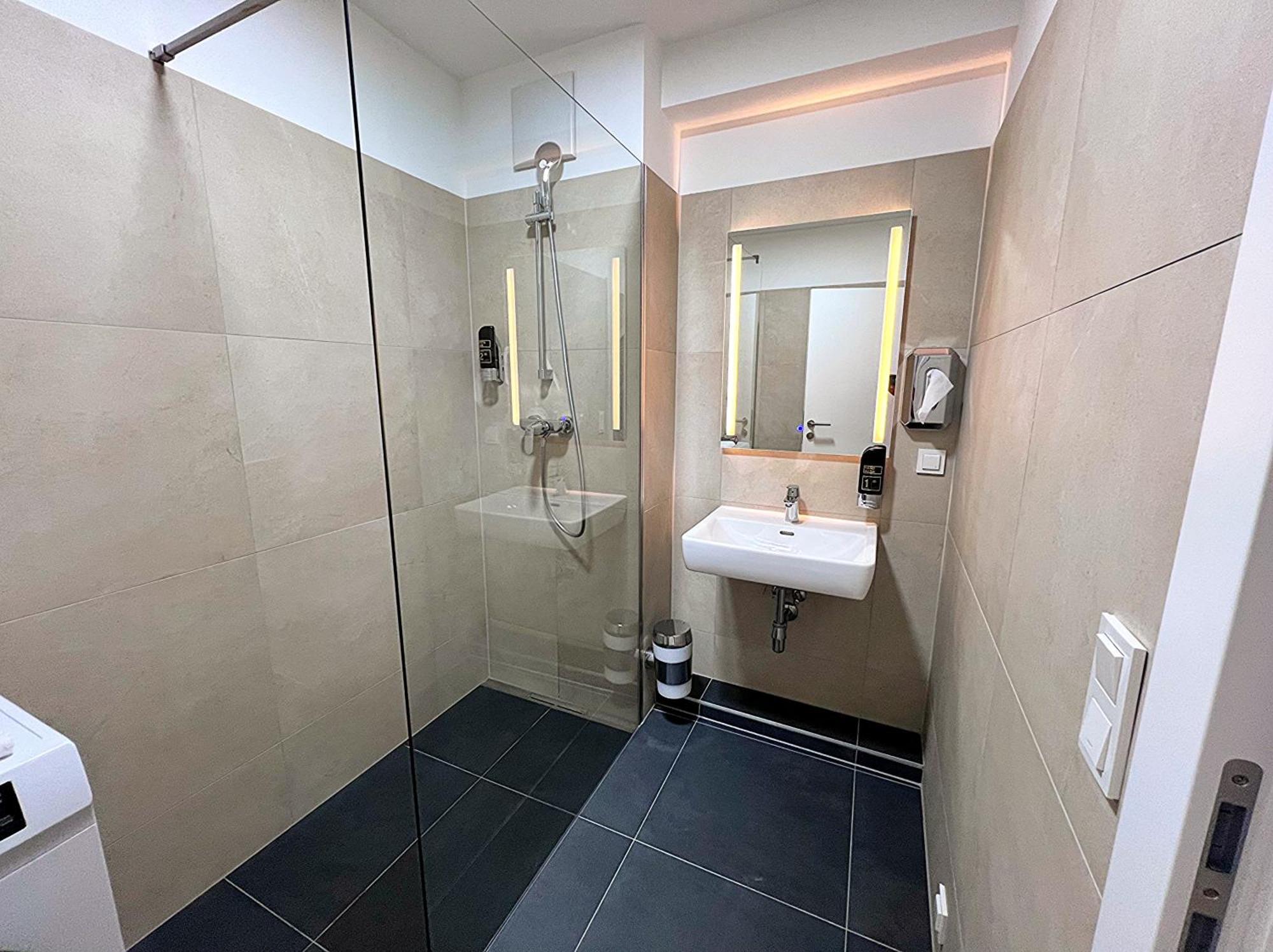 Modern, New, Next To Metro - Gg13 Apartments Vienne Extérieur photo